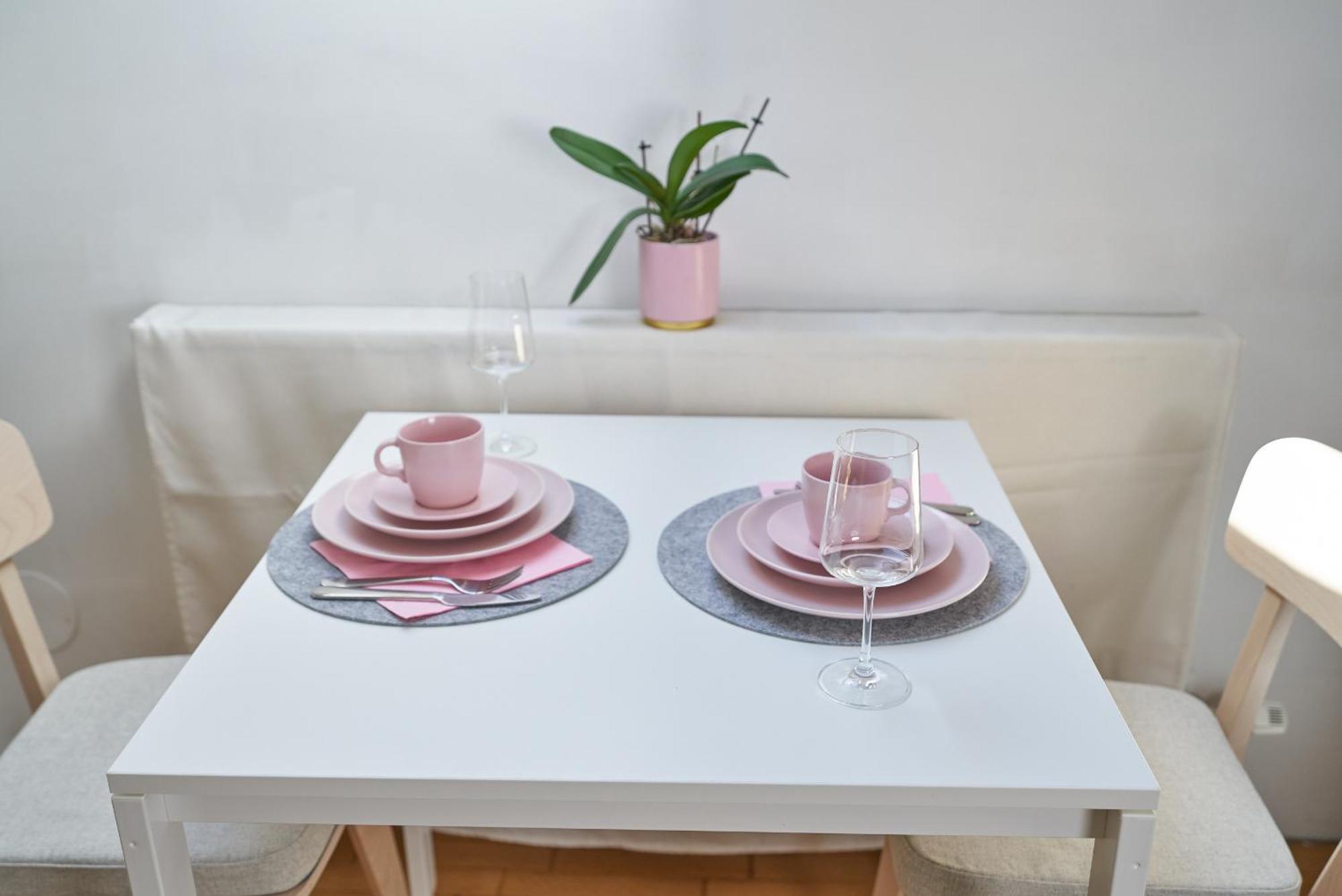 Big Apartment In Guesthouse Баден Екстериор снимка